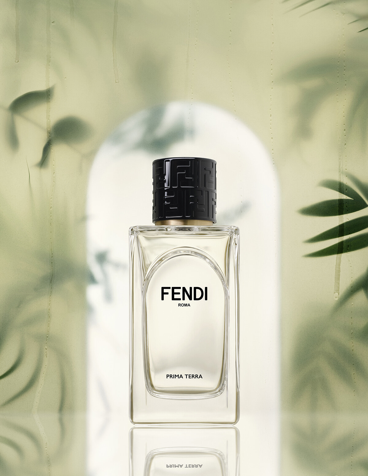 フェンディから新しく香水が発売！ 着想源はローマと家族