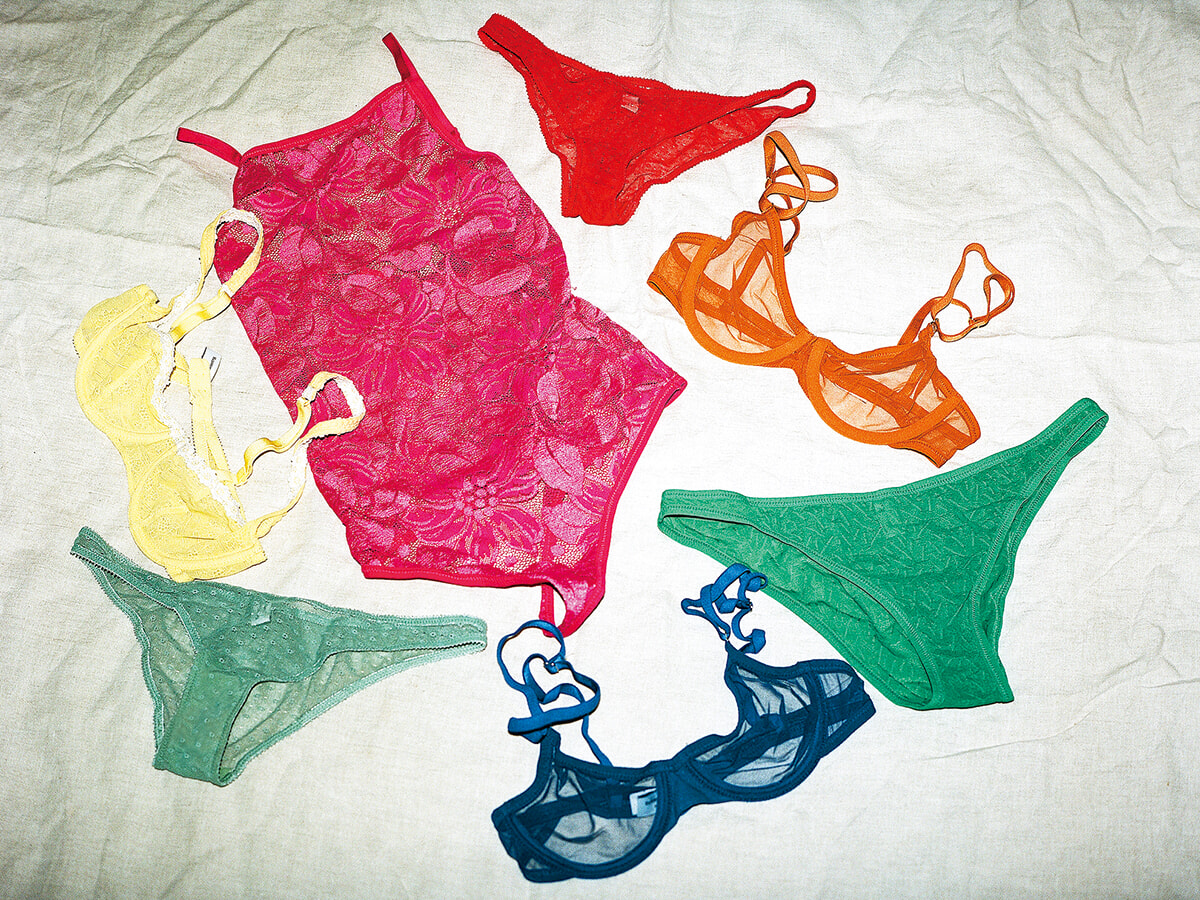 パリジェンヌ愛用のランジェリー、香水、スキンケアのブランドとは？