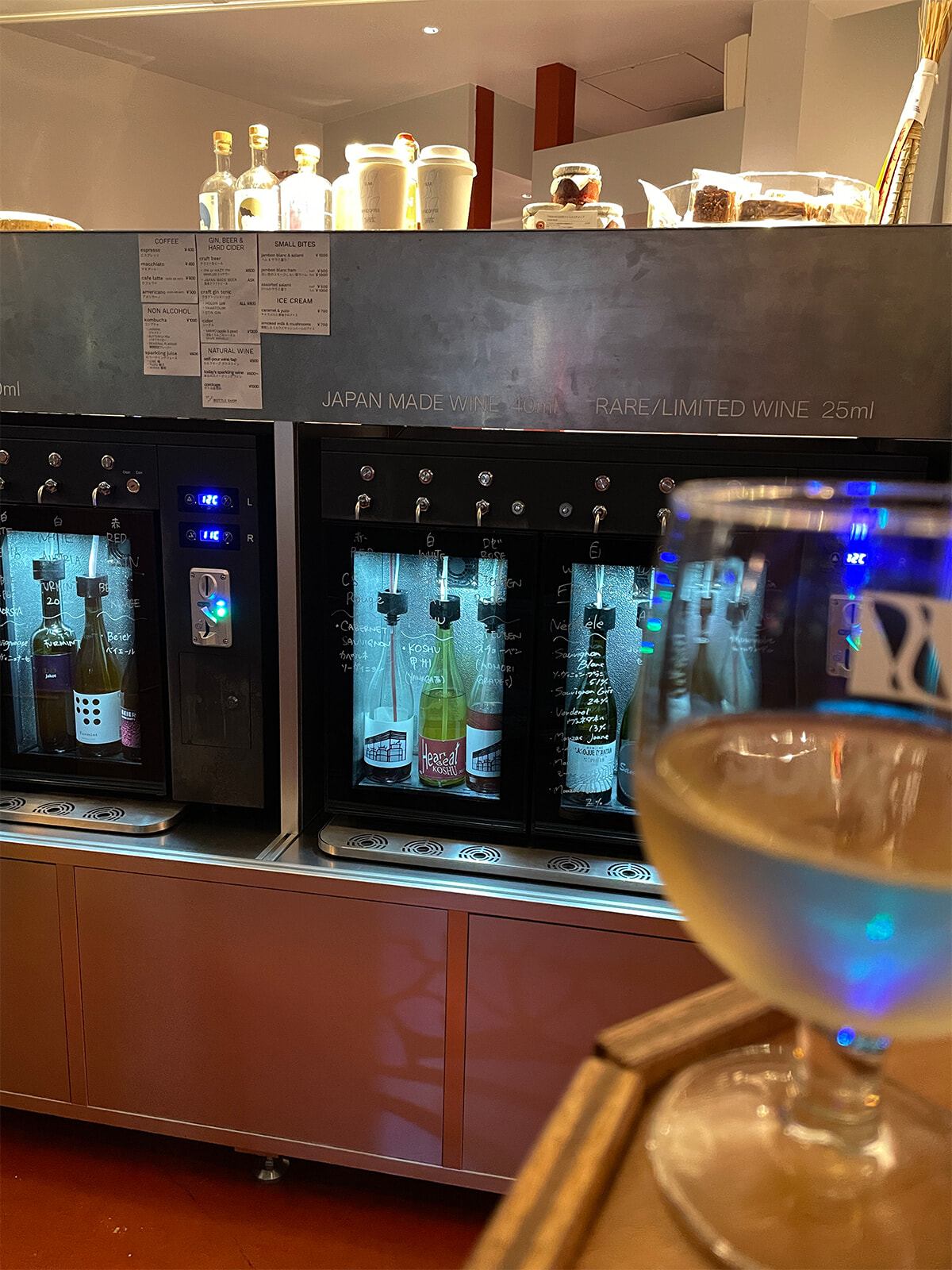 モード業界のワイン愛好家たちが厳選！京都でワインを楽しむアドレス8選。