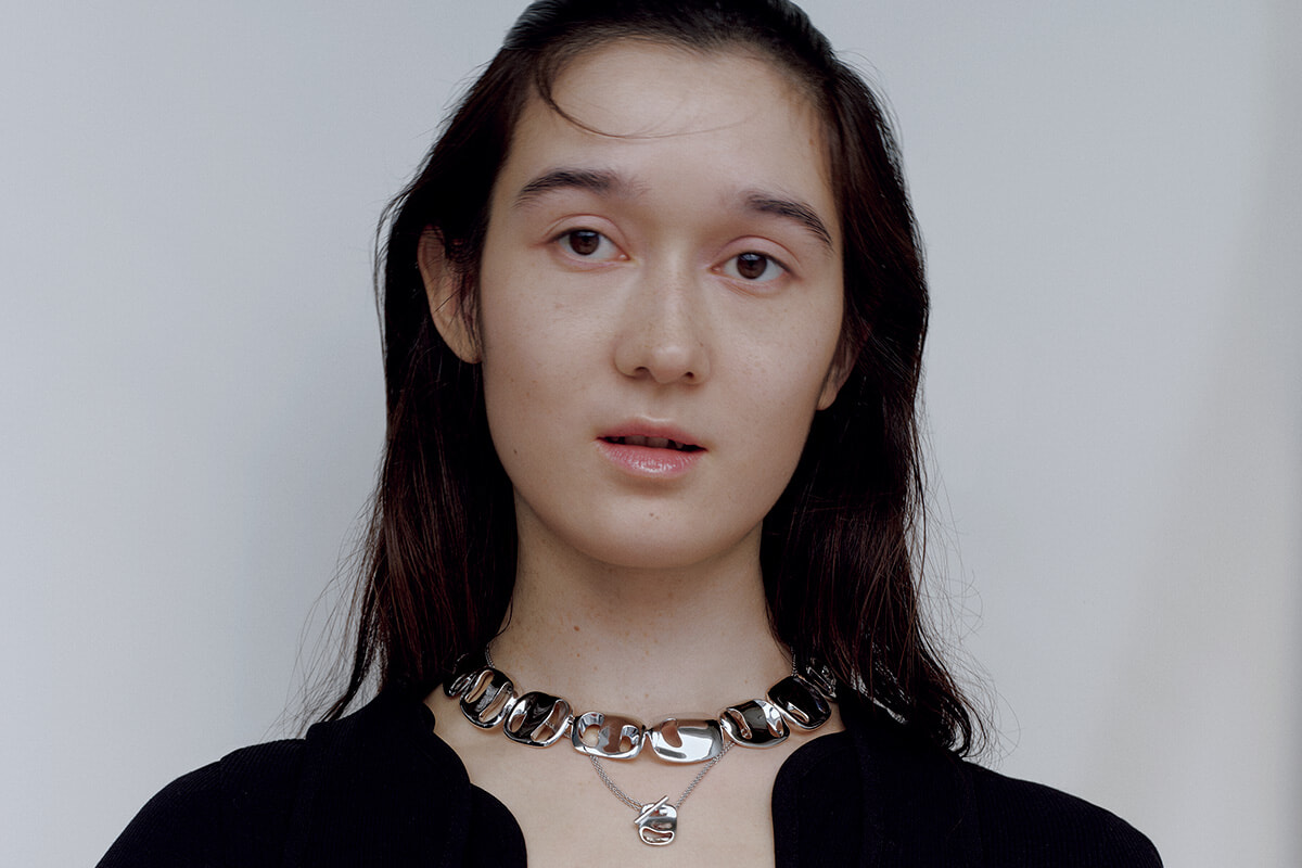 【フェラガモ編】この春狙いたい、喜びを刺激するコスチュームジュエリーたち。