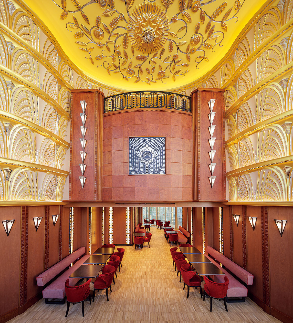 【パテ・パラス】オペラ座近くに新たな観光スポット。コンシェルジュ常駐のリュクスな映画館とは？