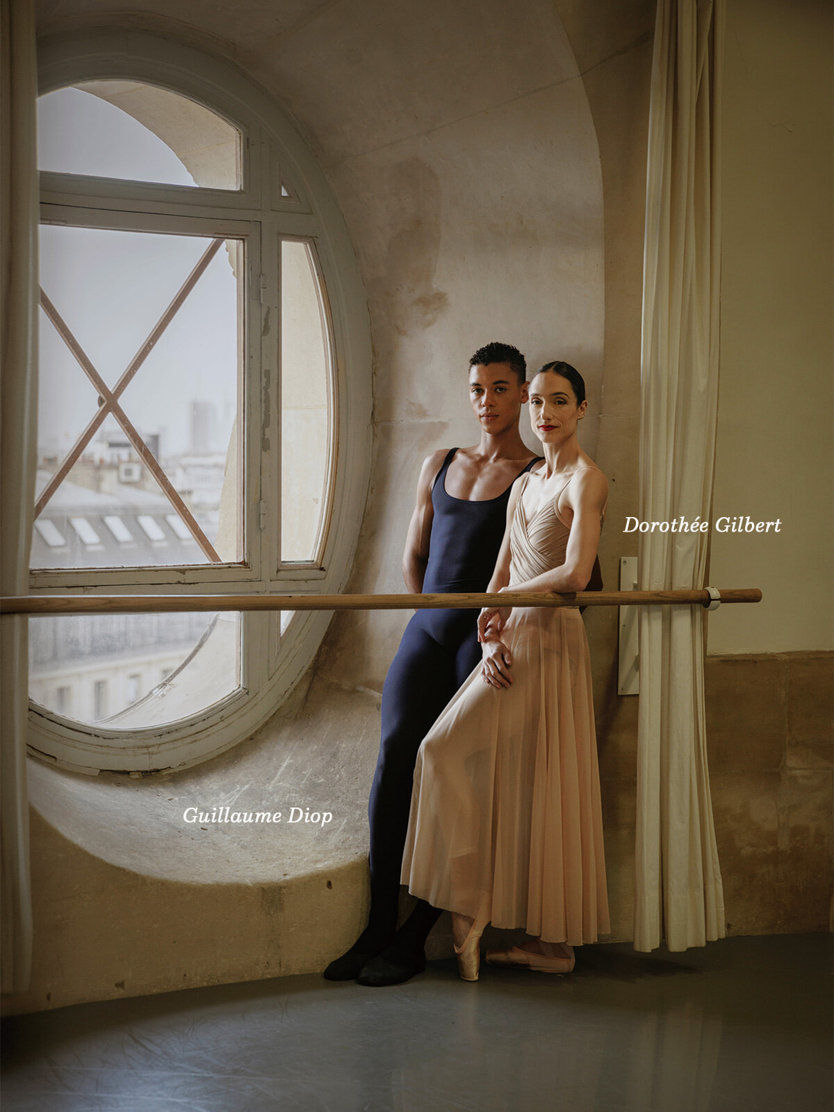 パリ・オペラ座バレエ団エトワール、ドロテ・ジルベールとギヨーム・ディオップが語る舞台の裏側。
