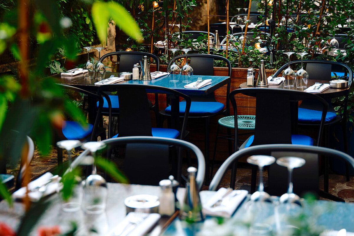 サンジェルマン地区、魅惑のテラスが待つイタリア料理のマルチェロ。