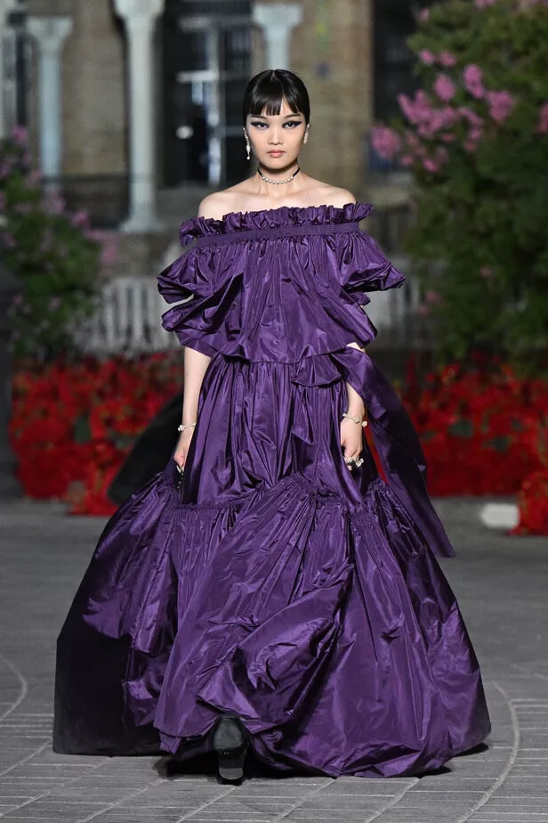 マリア・グラツィア・キウリ、ディオールを離れる──詩的で力強さに満ちた9年間に幕。