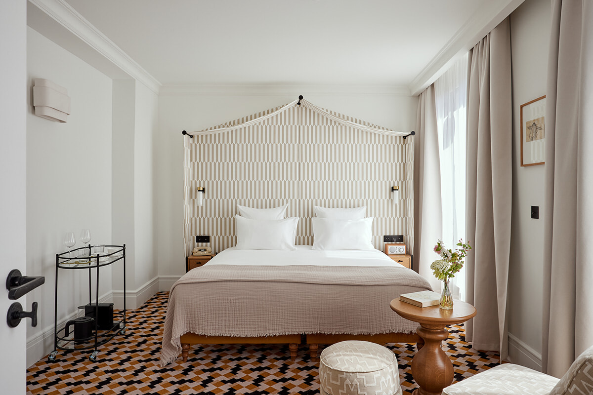 パリ16区の新しいホテル、ヌーシャ。ブルジョア・シックなプティホテルに眠る。