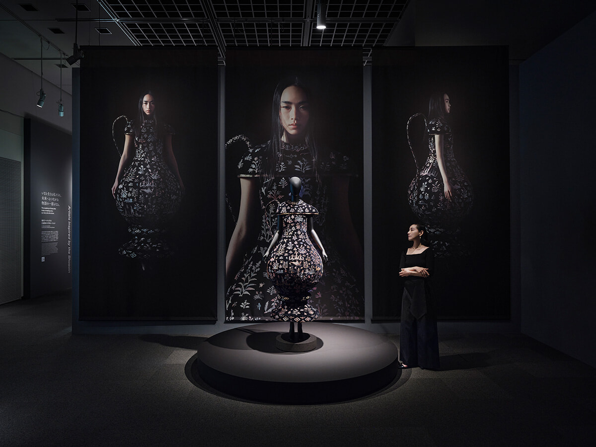 篠原ともえが正倉院の展覧会で発表する、正倉院宝物をファッションへと昇華させた作品とは？