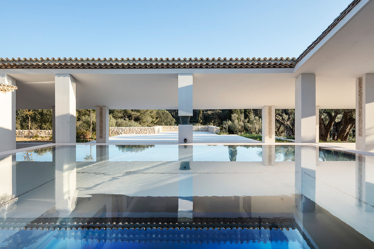 【後編】南仏ポルクロール島のヴィラ・カルミニャック。アートと庭......そしてワイン。