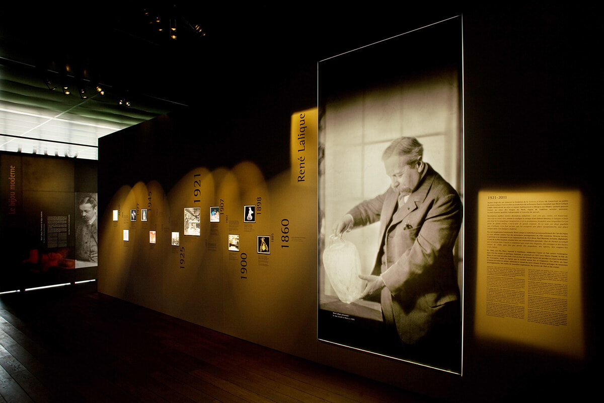 ジュエリー、香水ボトルだけではない。ルネ・ラリックによる建築・装飾の珍しい展覧会。