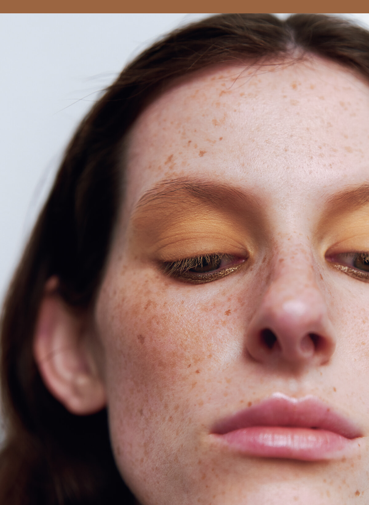 秋メイク、マットなキャラメルブラウン✕レオパードで大胆に。