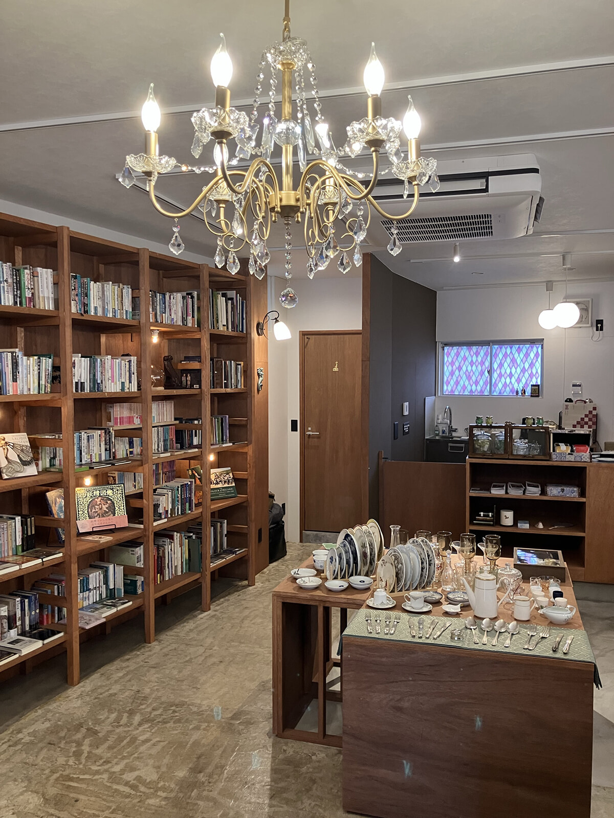 「本と出会う場へ」作家・瀬尾まいこが誘う、書店のおもしろさ。