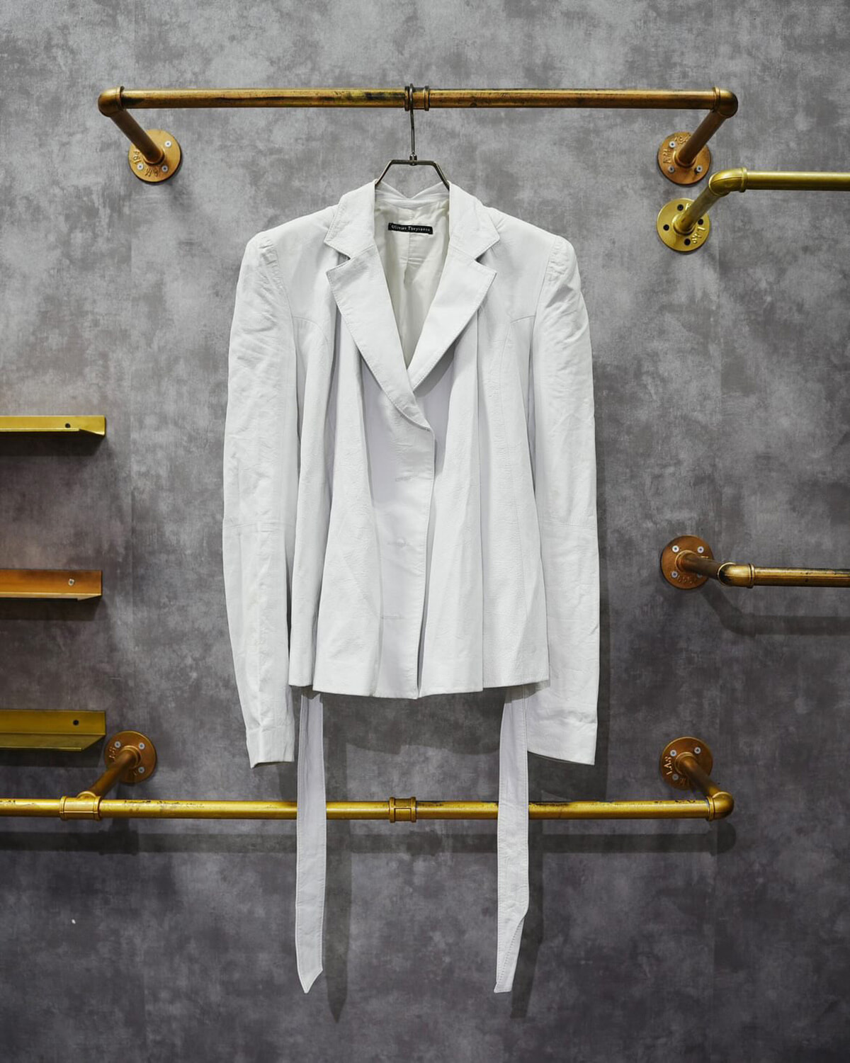 ふたりのボー・ギャルソンがプロデュースする、高円寺のヴィンテージ店。