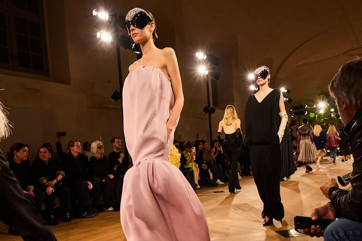 【バレンシアガ】2026年 春夏コレクション