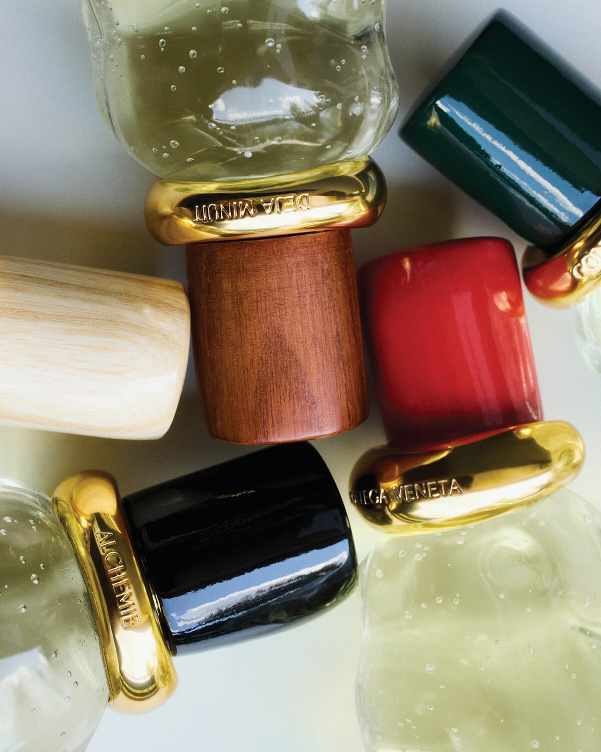 ボッテガ・ヴェネタ、8つの香りで待望のフレグランス コレクションをローンチ！