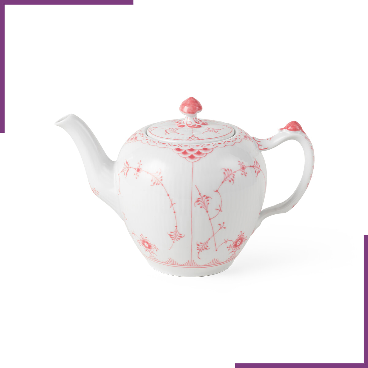 1月のてんびん座を開運へ導く、ロイヤルモチーフをお守りに。【星座別ラッキーアイテム占い】