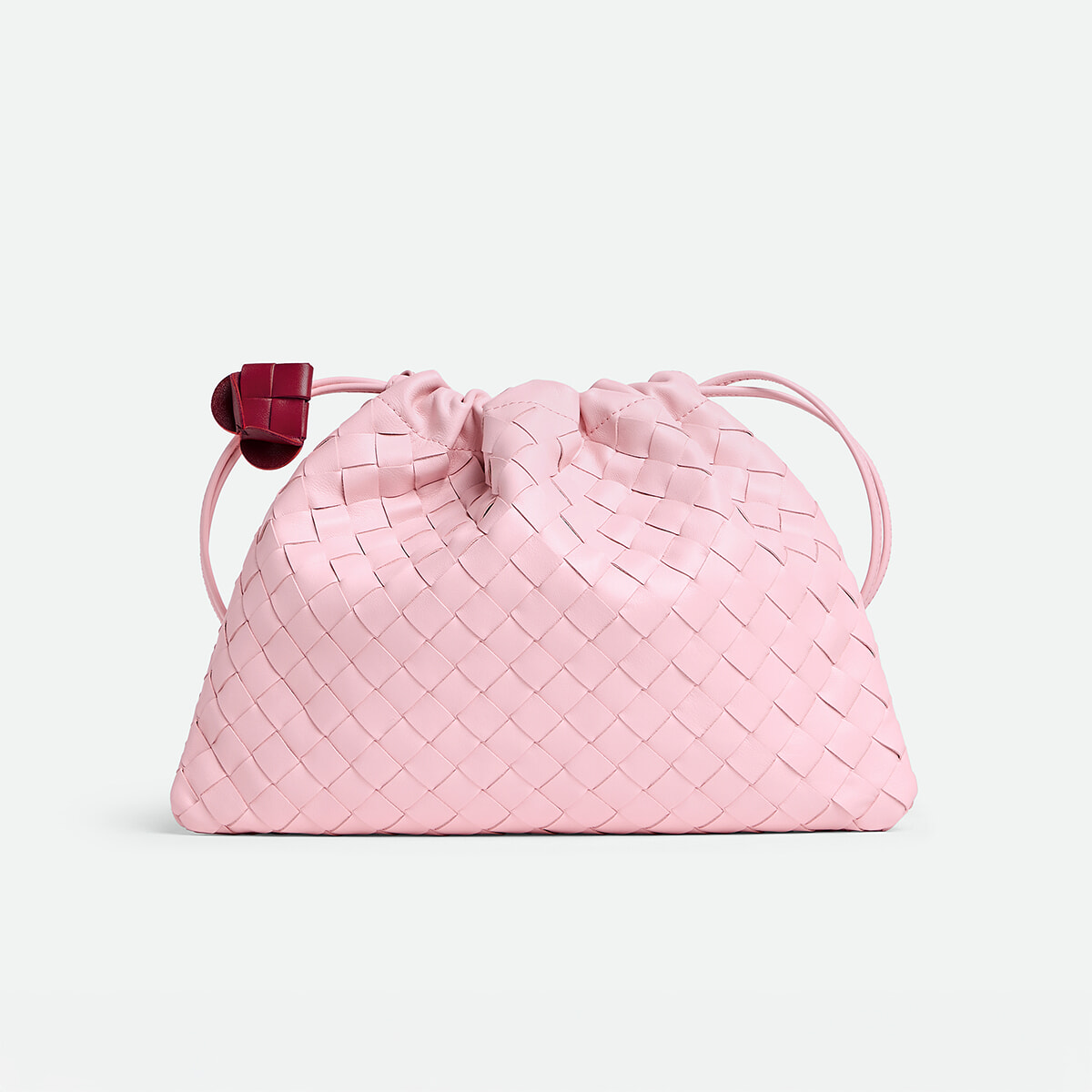 ハートモチーフにキュン！ ボッテガ・ヴェネタのバレンタインカプセルに一目惚れ。