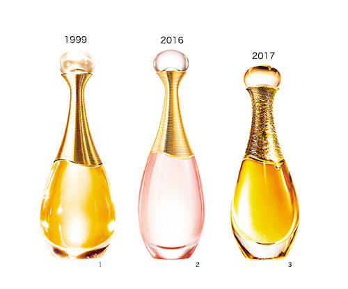 ディオールの肌を柔らかく包む、白い花と”水”の香り。 | madameFIGARO