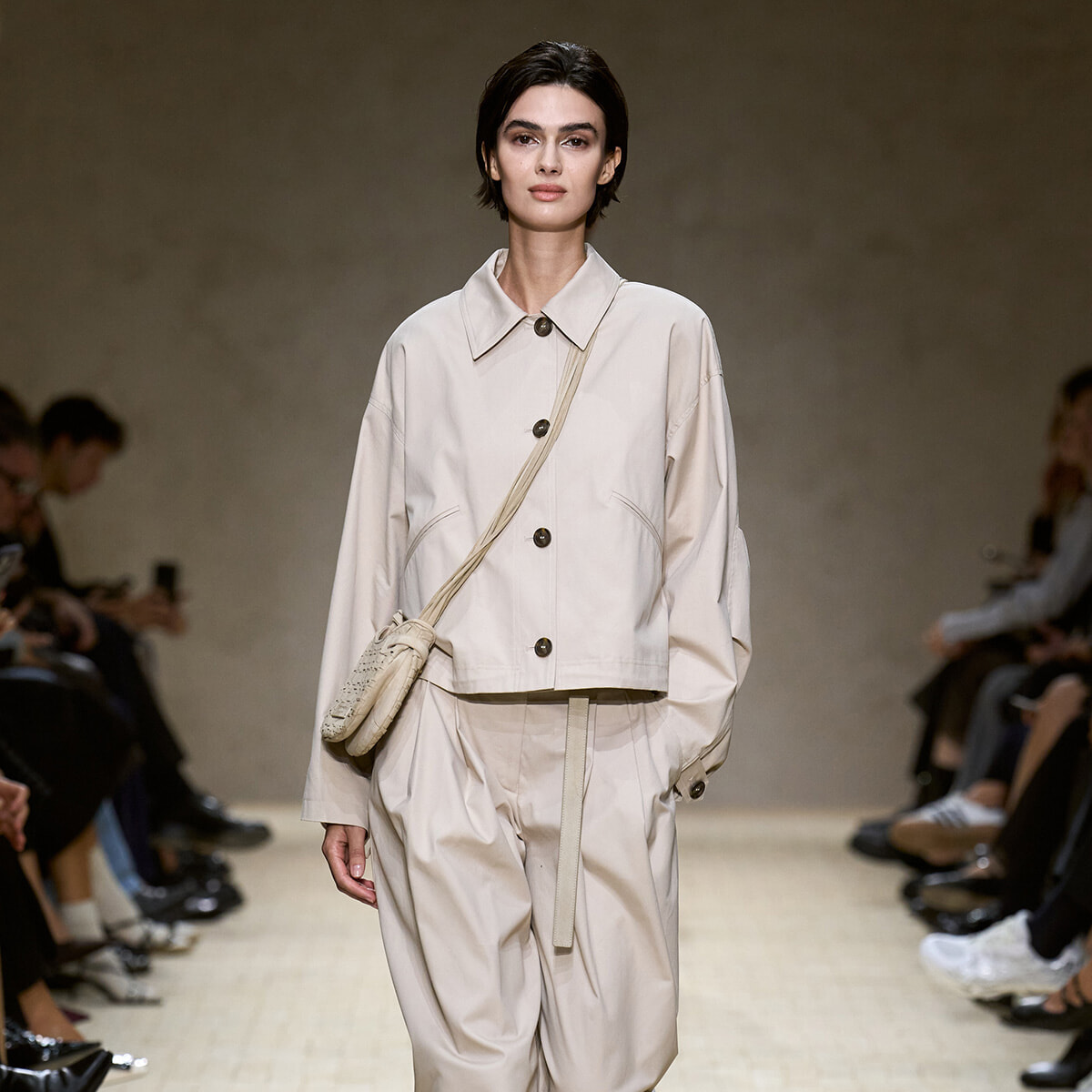 巨匠への追悼が感動をよんだ、エンポリオ アルマーニ2026年春夏コレクション。