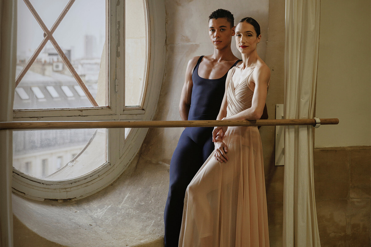 パリ・オペラ座ガルニエ宮。エトワールと舞台を支える職人たちの素顔に迫る。