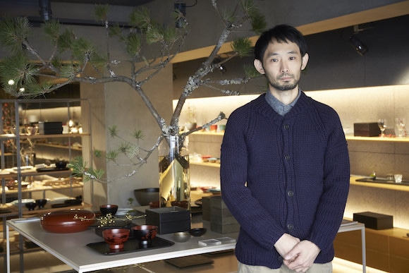 うつわディクショナリー#42 お正月間近のいま、木漆工とけしのお椀と