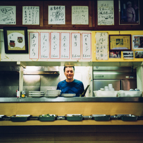 夏の沖縄旅・那覇市の美食！朝は金壺食堂、夜は伊江島食の家しまぶくろへ。