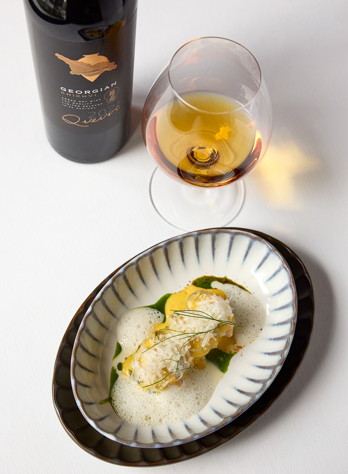 ベルギーの星付き店が上陸！森覚ソムリエ厳選のオレンジワインと魚介を堪能して。