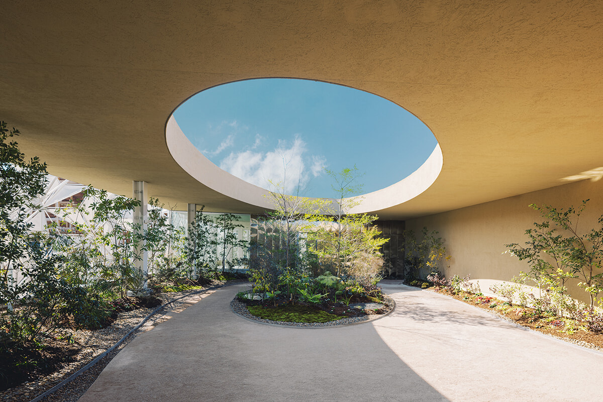 カルティエが大阪・関西万博を通して伝える、女性の未来。
