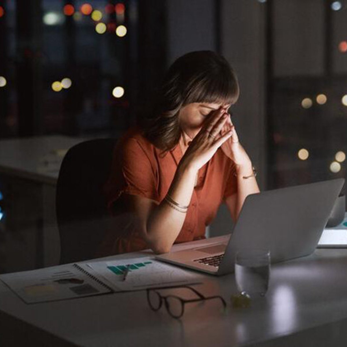 燃え尽き症候群になってない？ 業務過多から抜け出すためには。