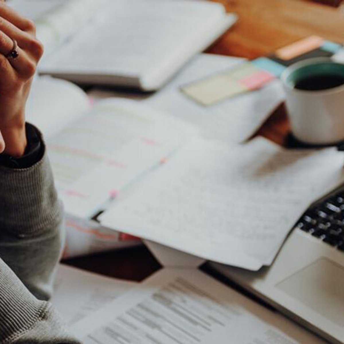 忙しすぎて手一杯、って本当？ ワークライフを見直すヒント。