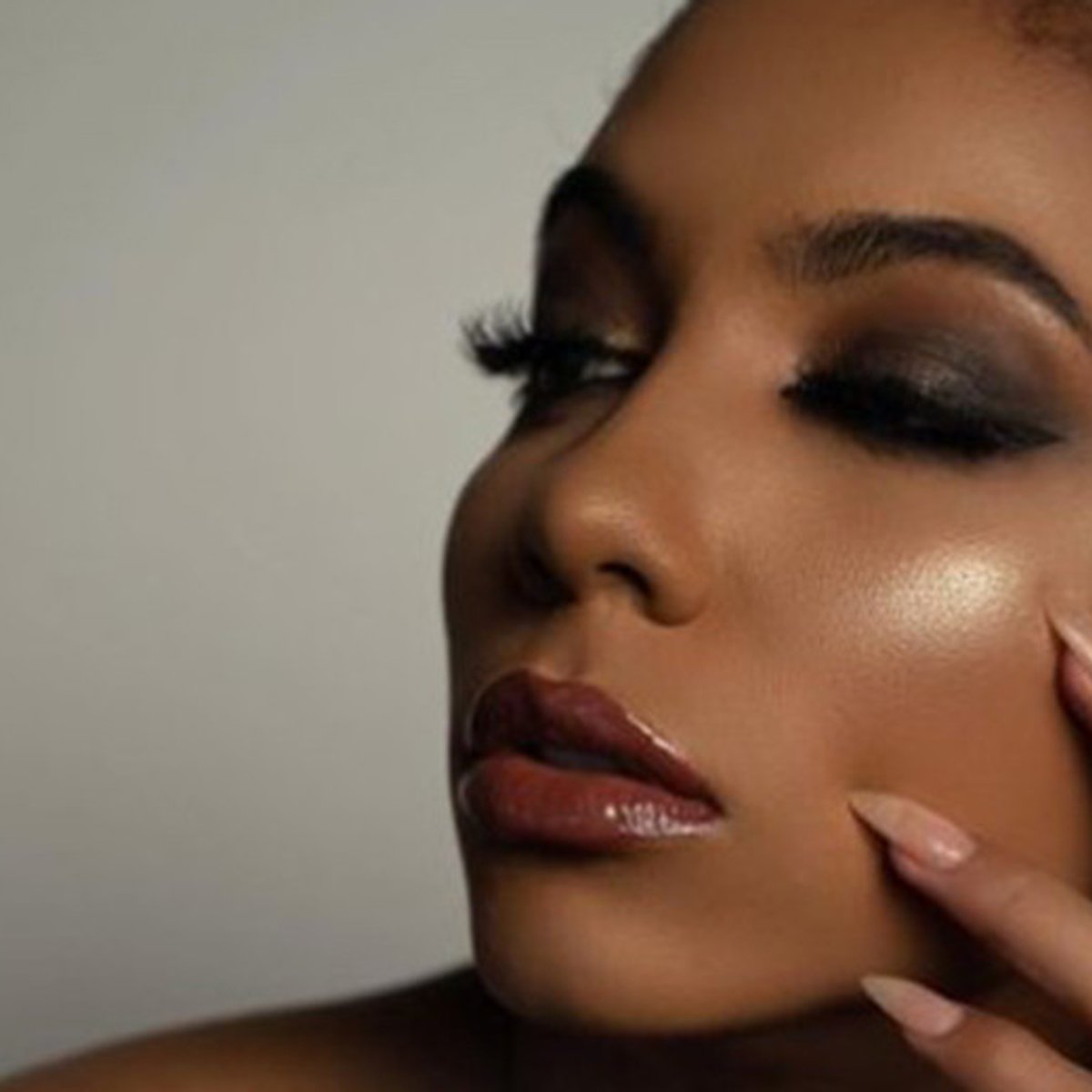 元ミスUSAの死、その後。母に送った最後のテキストが公開。