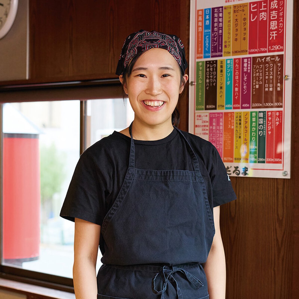 外国人スタッフとのチームワークで、多様性を認め合える社会を目指す。【BWAアワード2025受賞者：金天憓】