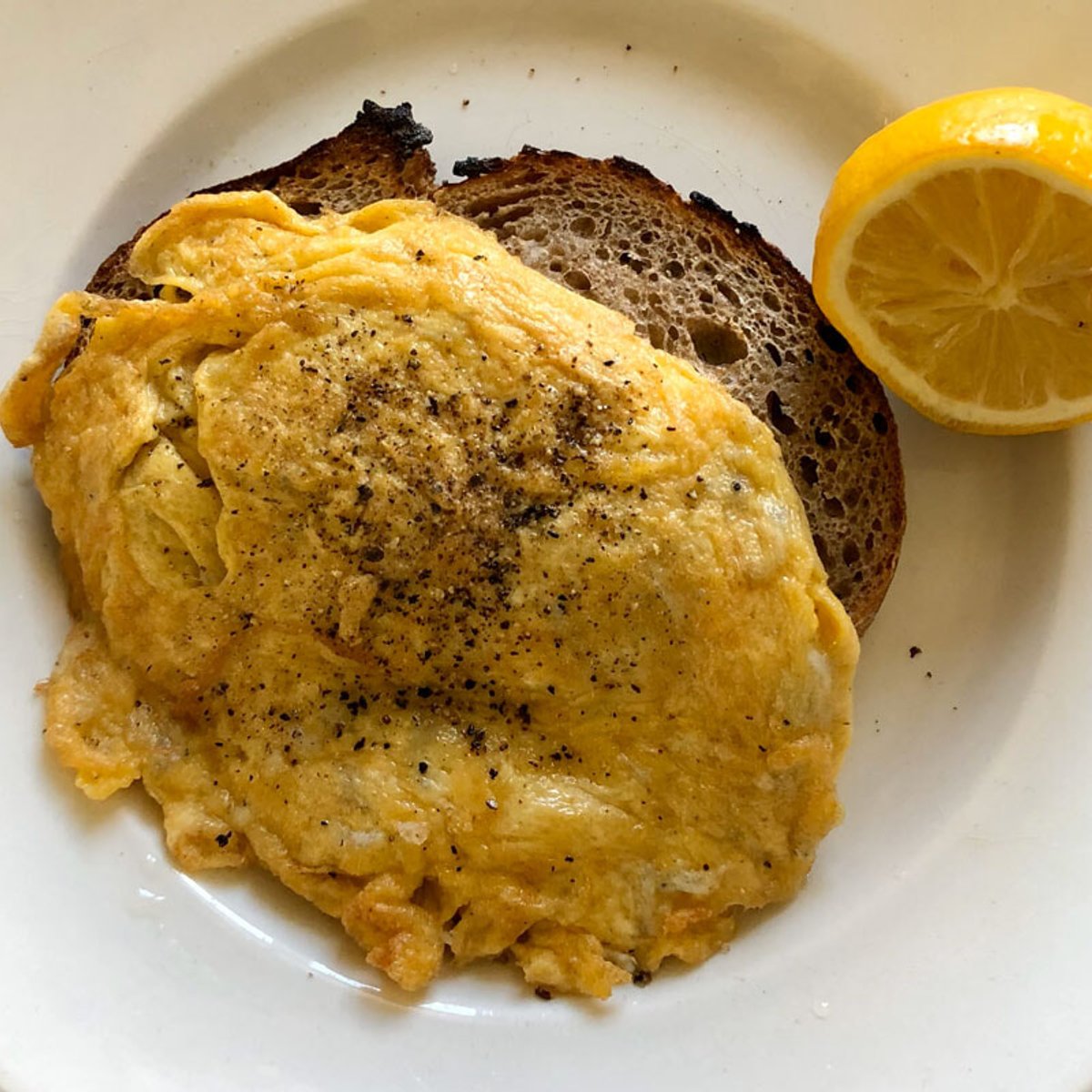 ニュージーランドの定番「シラストースト」。