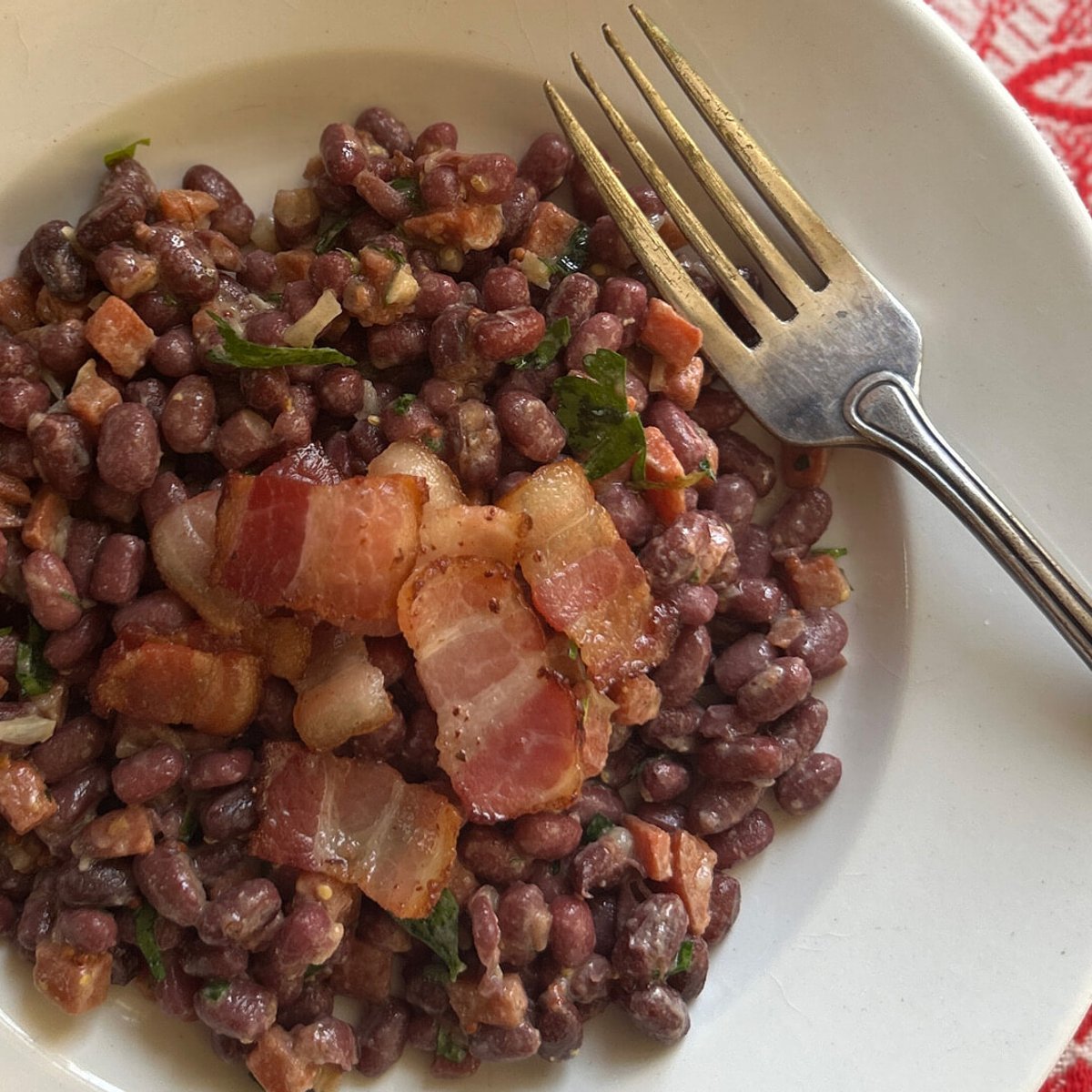 茹で小豆で作る、フランス定番惣菜サラダ。